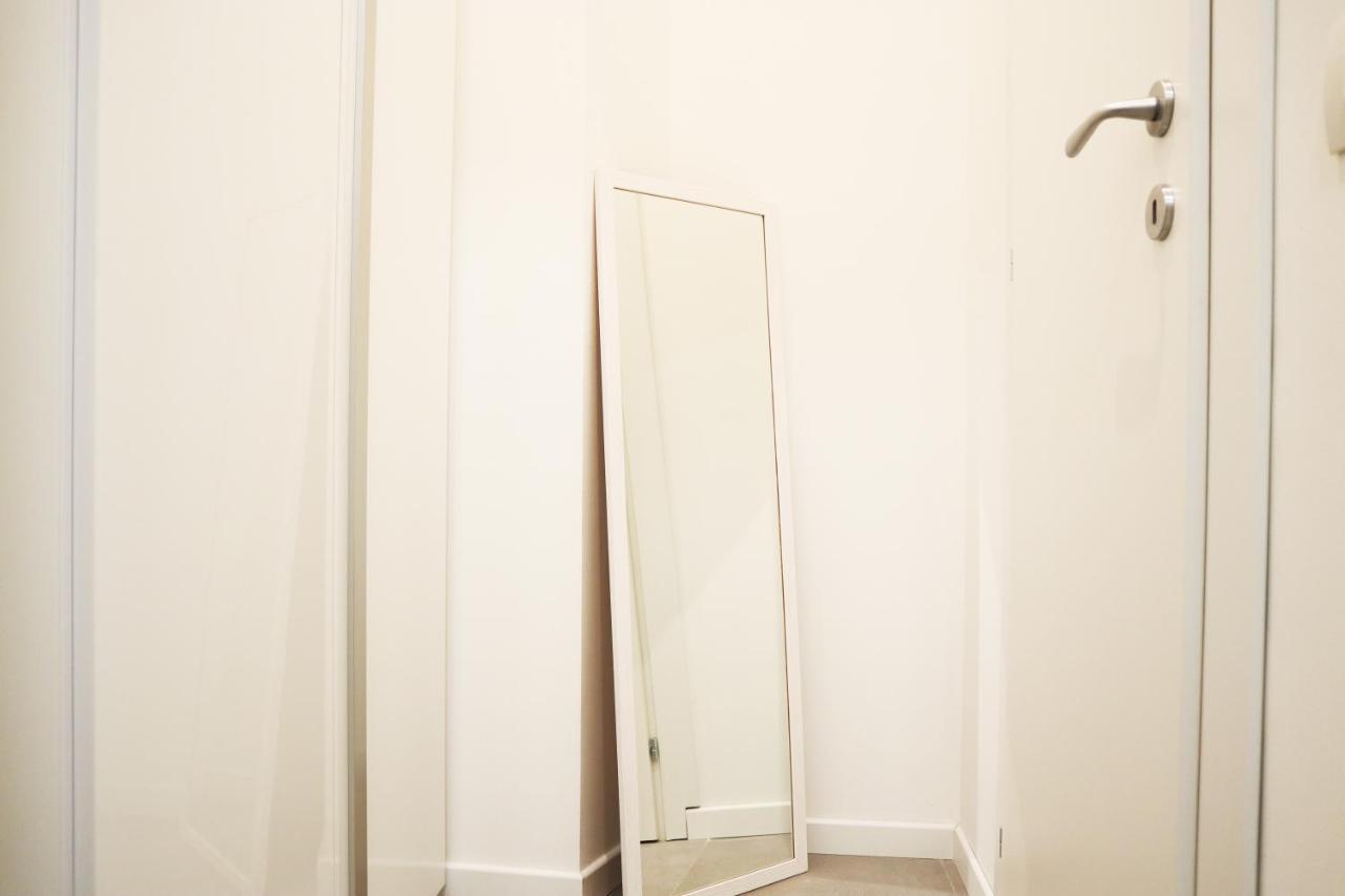Appartamento Navigli Tiny Bright House Milano Esterno foto